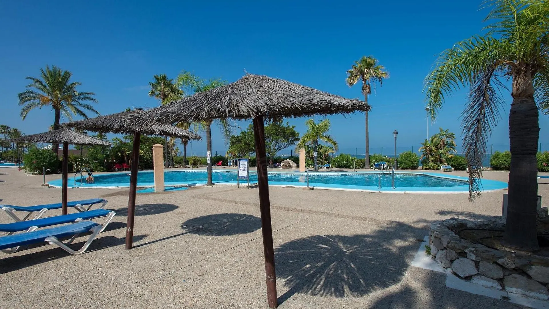 Bahia Sur Deluxe Apartment San Fernando 0*,  Spain